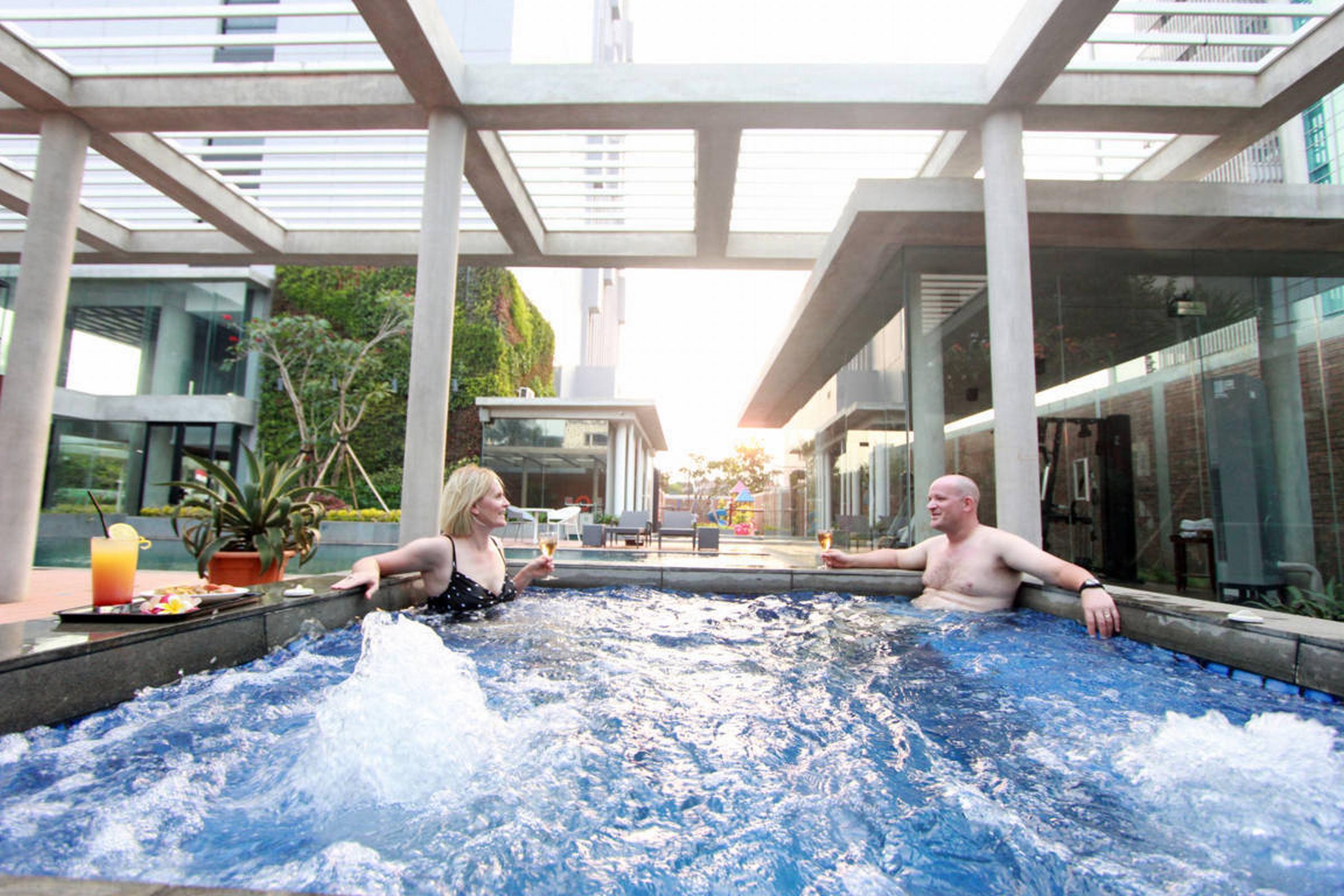 Hotel Ra Premiere Simatupang Cilandak  Zewnętrze zdjęcie