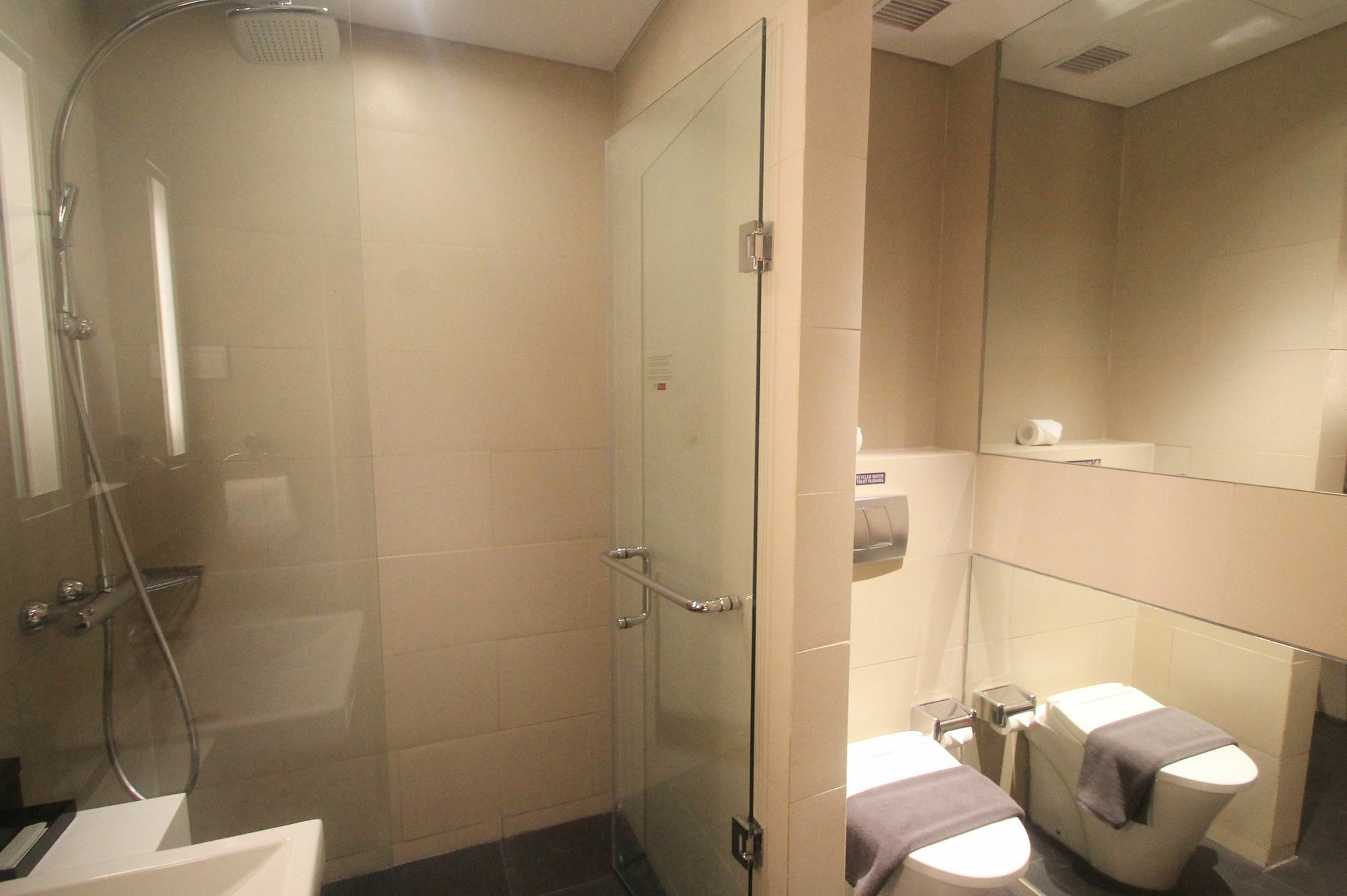 Hotel Ra Premiere Simatupang Cilandak  Zewnętrze zdjęcie